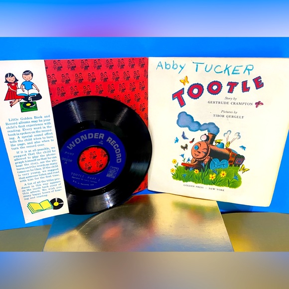 RETRO 1946 A LTTLE GOLDEN BOOK & VINYL 7” RECORD TOOTLE READ ALONG STORY 45 RPM - Picture 2 of 16